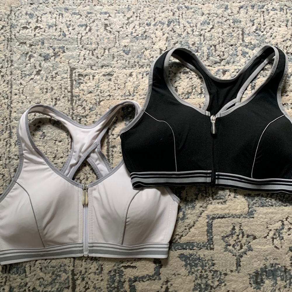 Danskin 38D sports bra set